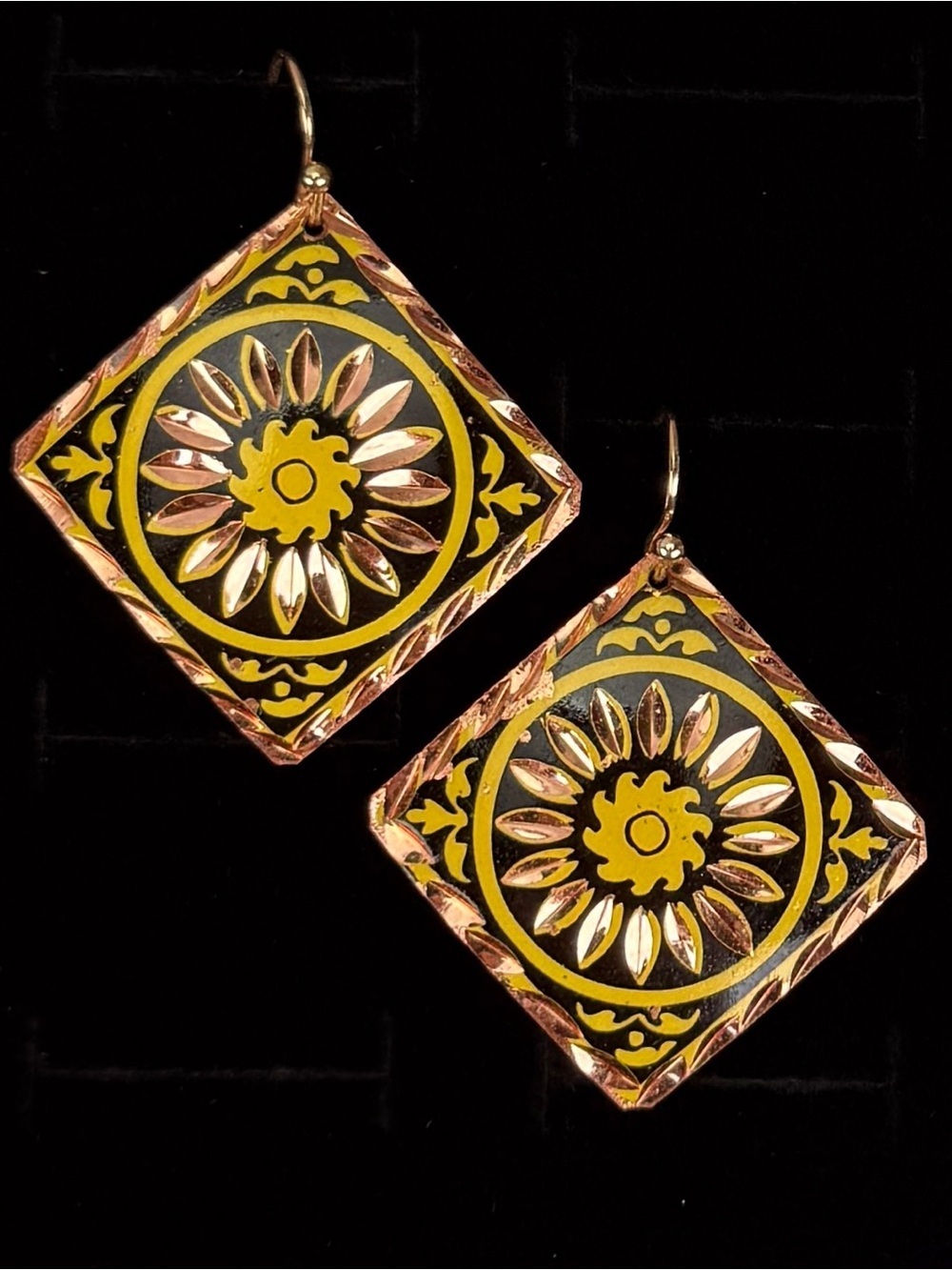 Beautiful etched goldtone and yellow vibrant pierced earrings